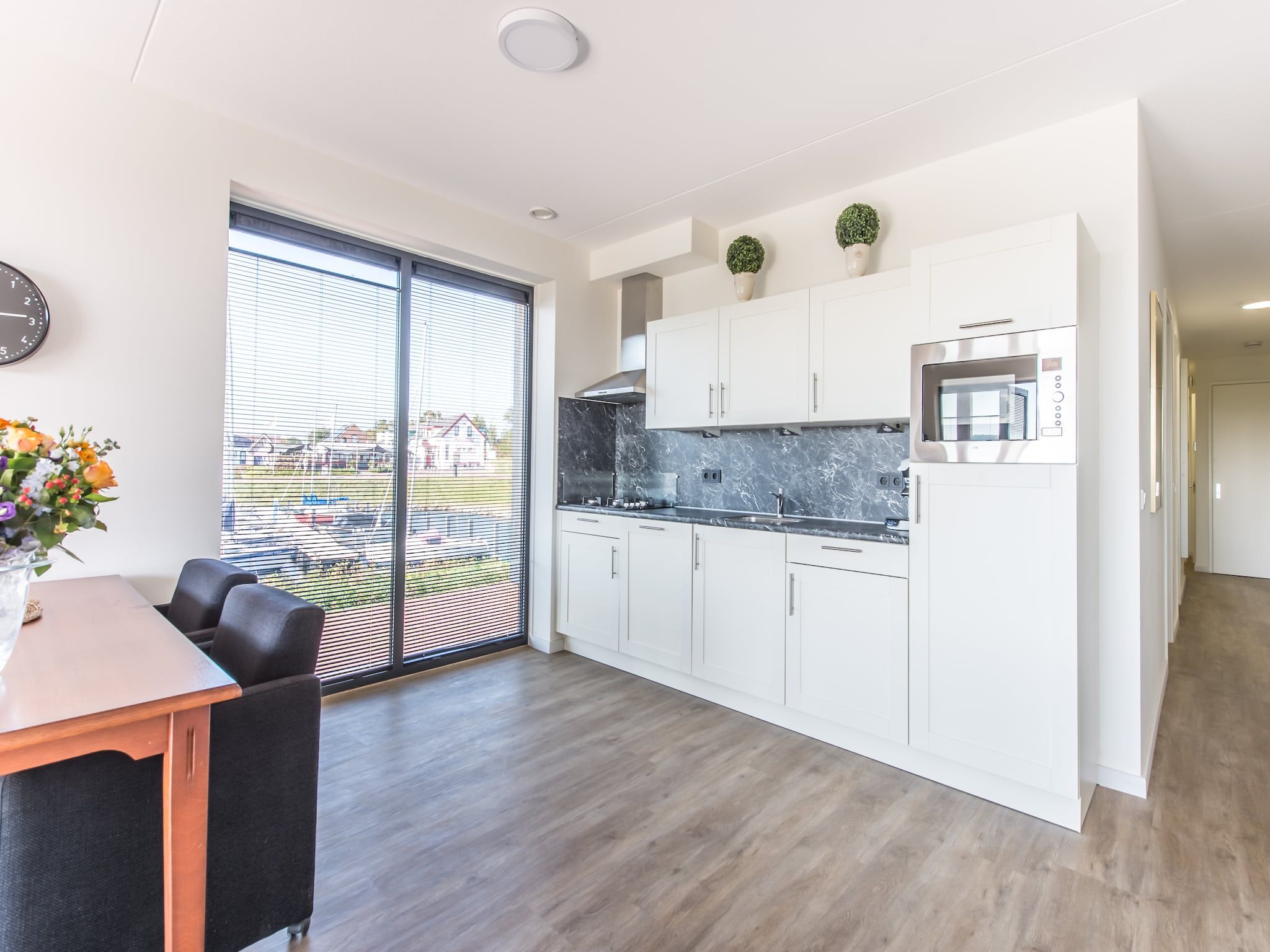 De keuken van Uithaven 10 in Kamperland