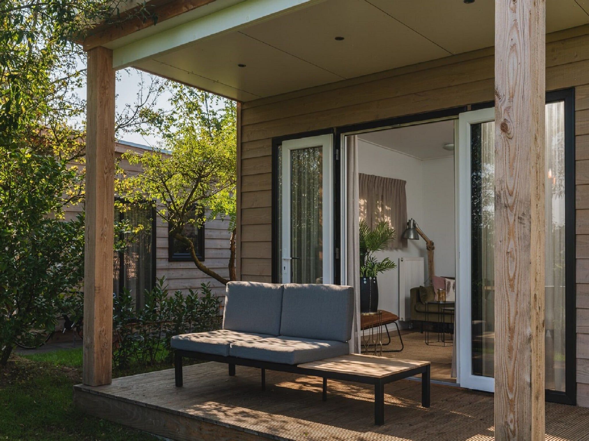 De tuin van Vakantiepark Mölke 28 in Zuna
