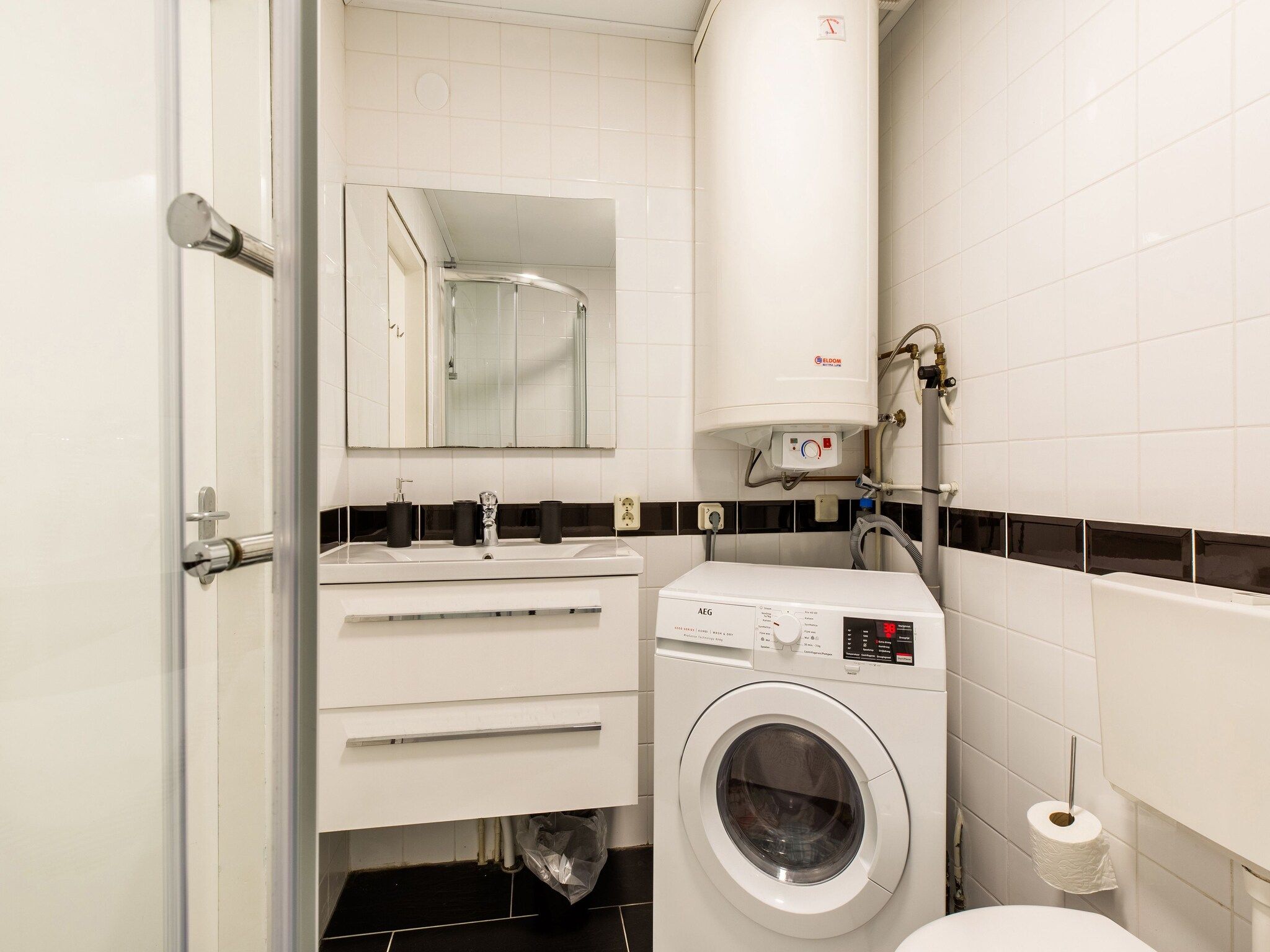 De badkamer van De Tulp in Noordwijkerhout