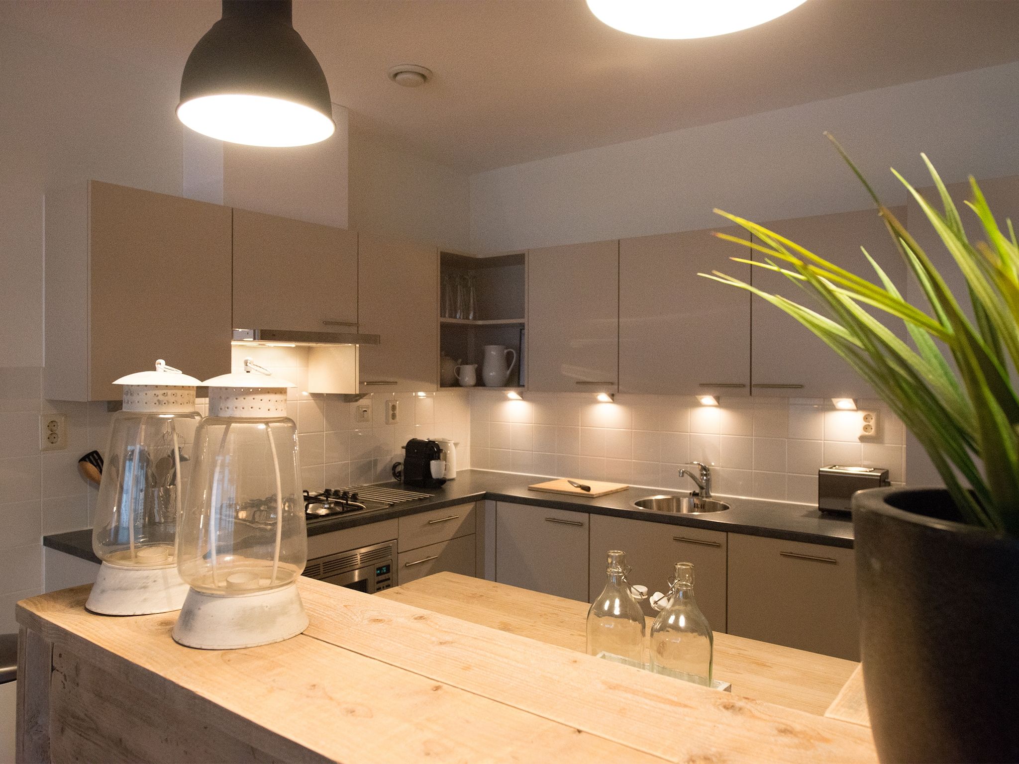 De keuken van Scheveningen Harbour 60B in Den Haag