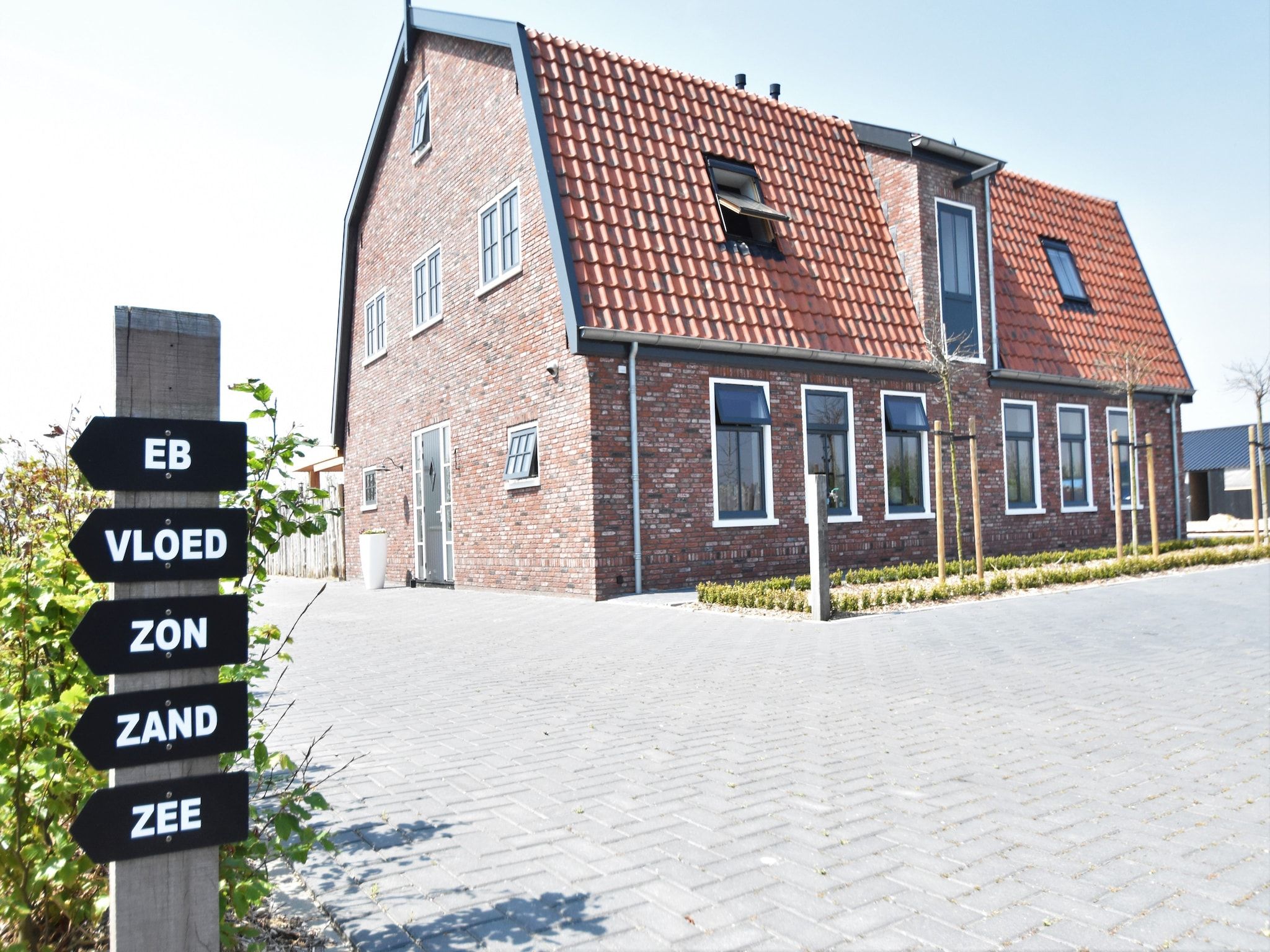 De buitenkant van Hazenborgh - Duinhuis 2 in Callantsoog