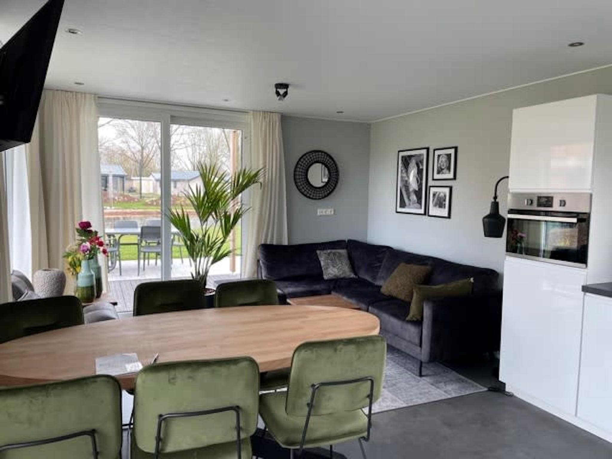 De woonkamer van Pavilion l'etage 44 in Kaatsheuvel