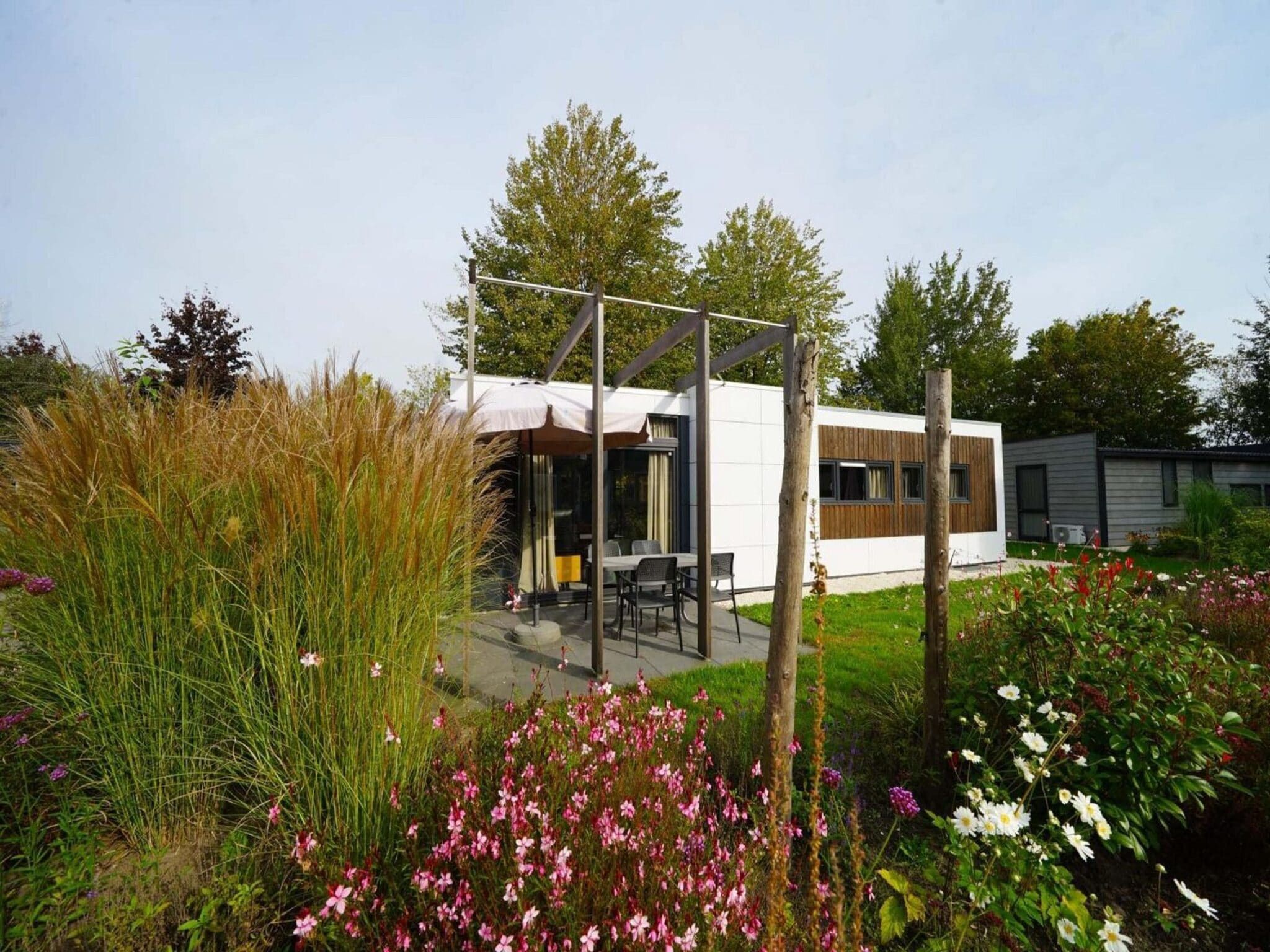 De buitenkant van Pavilion 4 in Kaatsheuvel