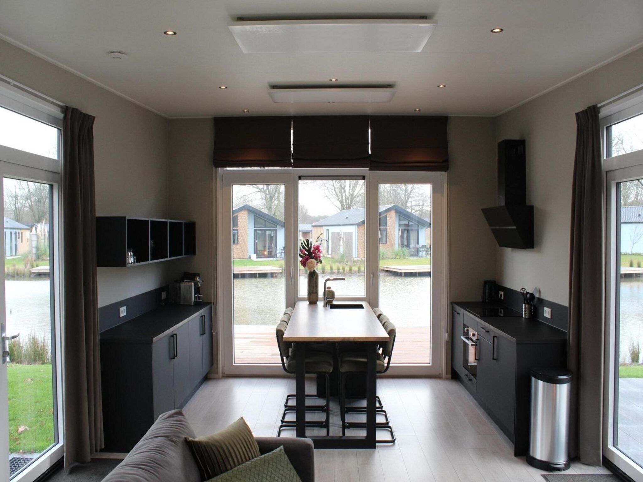De eetkamer van Just Nature 4 in Kaatsheuvel