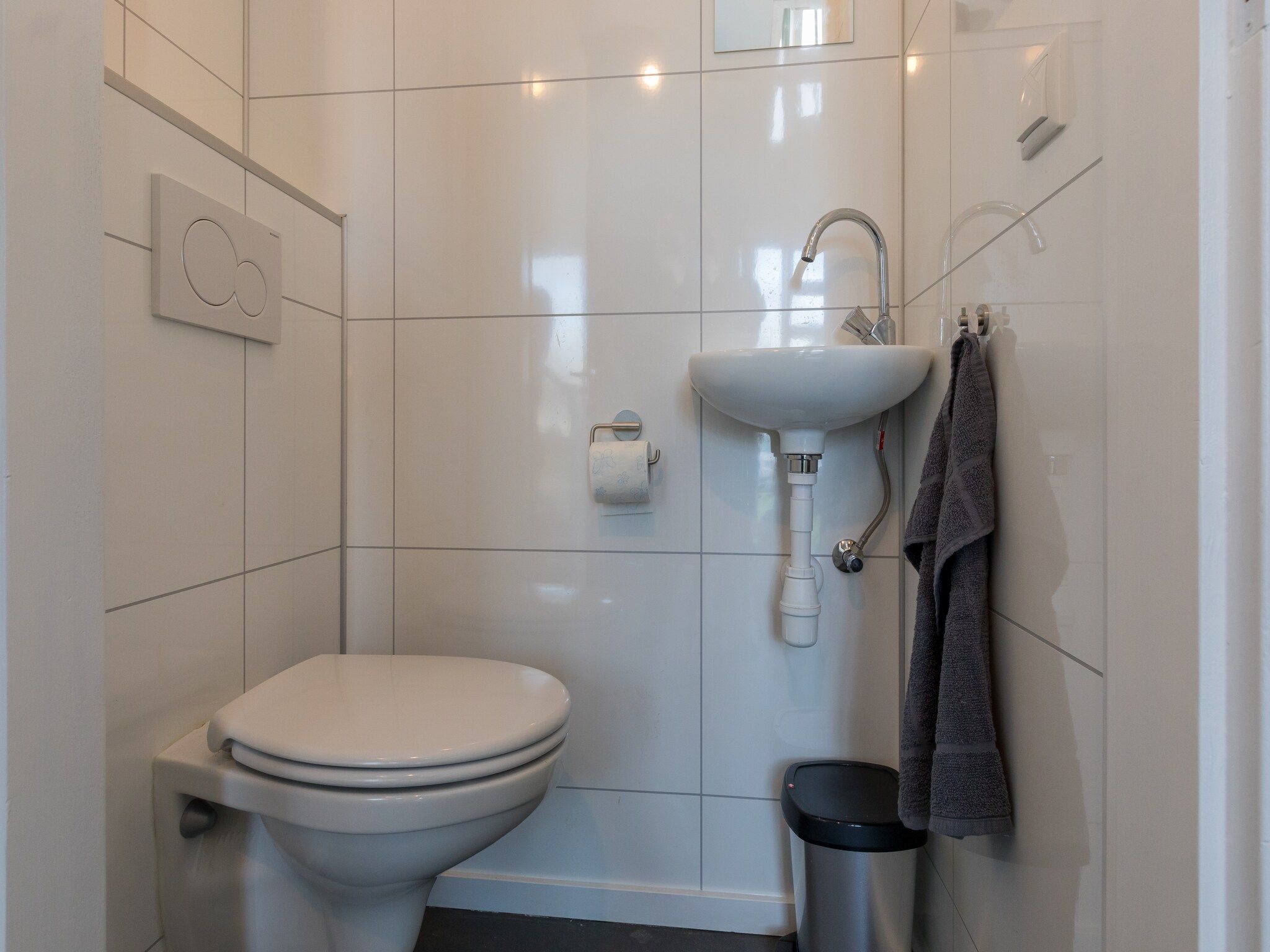 De badkamer van Vroondijk 2-Zeebloesempje in Vrouwenpolder