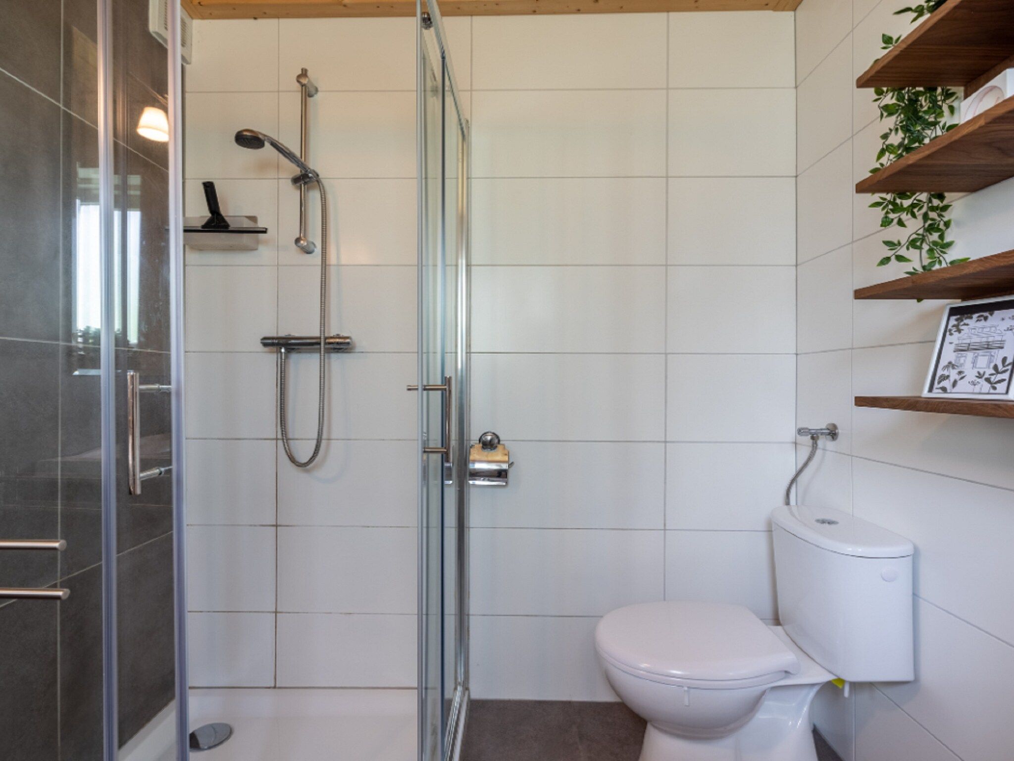 De badkamer van Vakantiepark De Rimboe & De Woeste Hoogte 18 in Hoenderloo