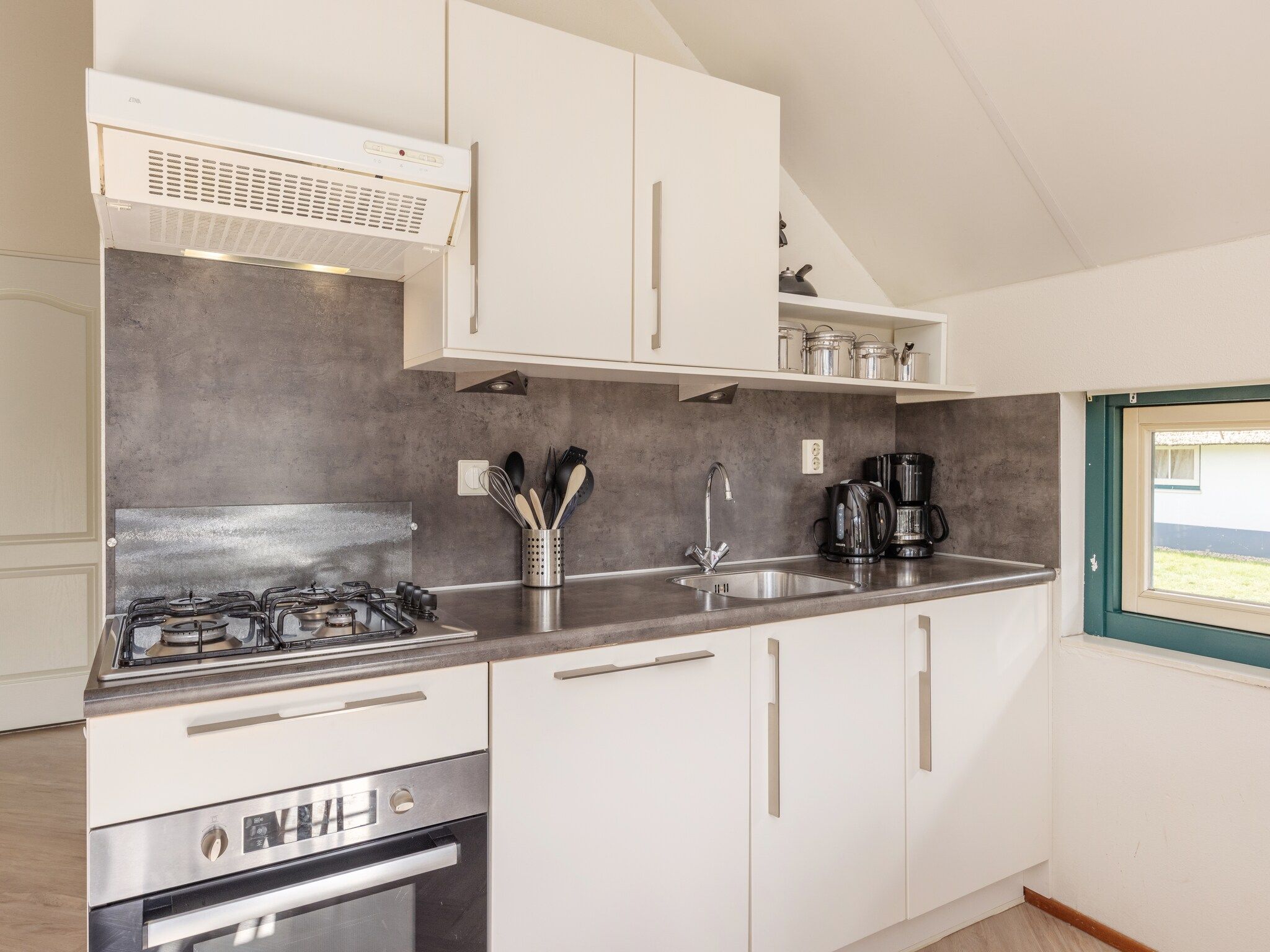 De keuken van De Veluwse Hoevegaerde 4 in Putten