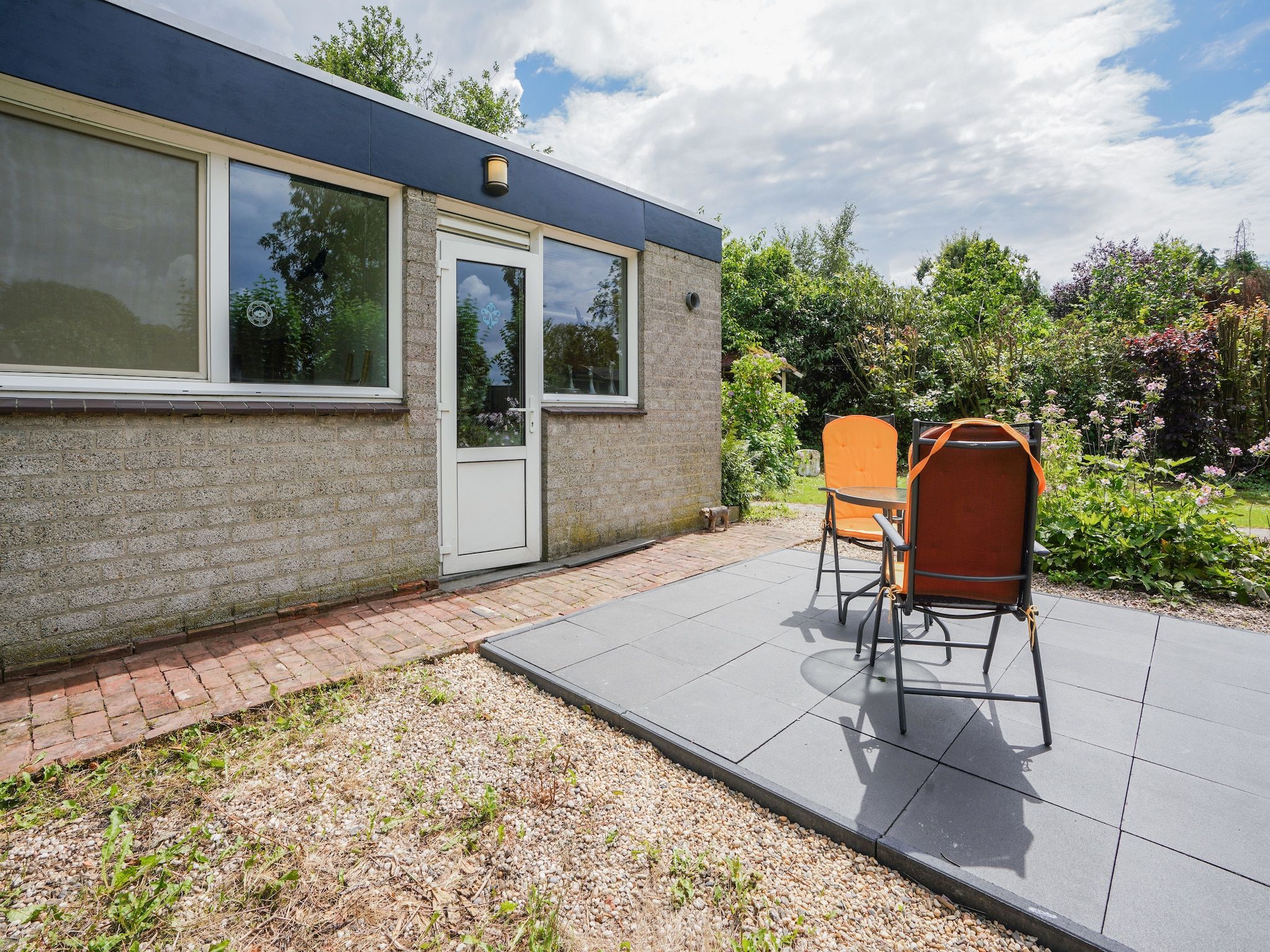 De buitenkant van Casa Acacia in Landgraaf
