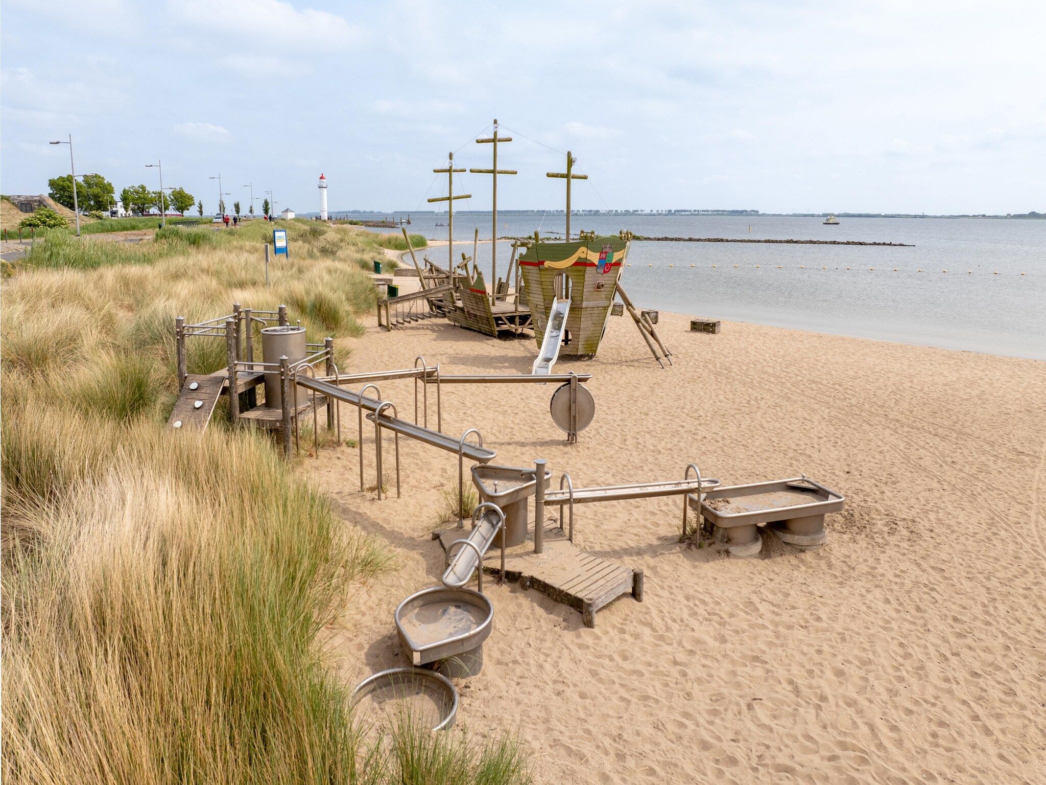 De omgeving van Cape Helius 22 in Hellevoetsluis