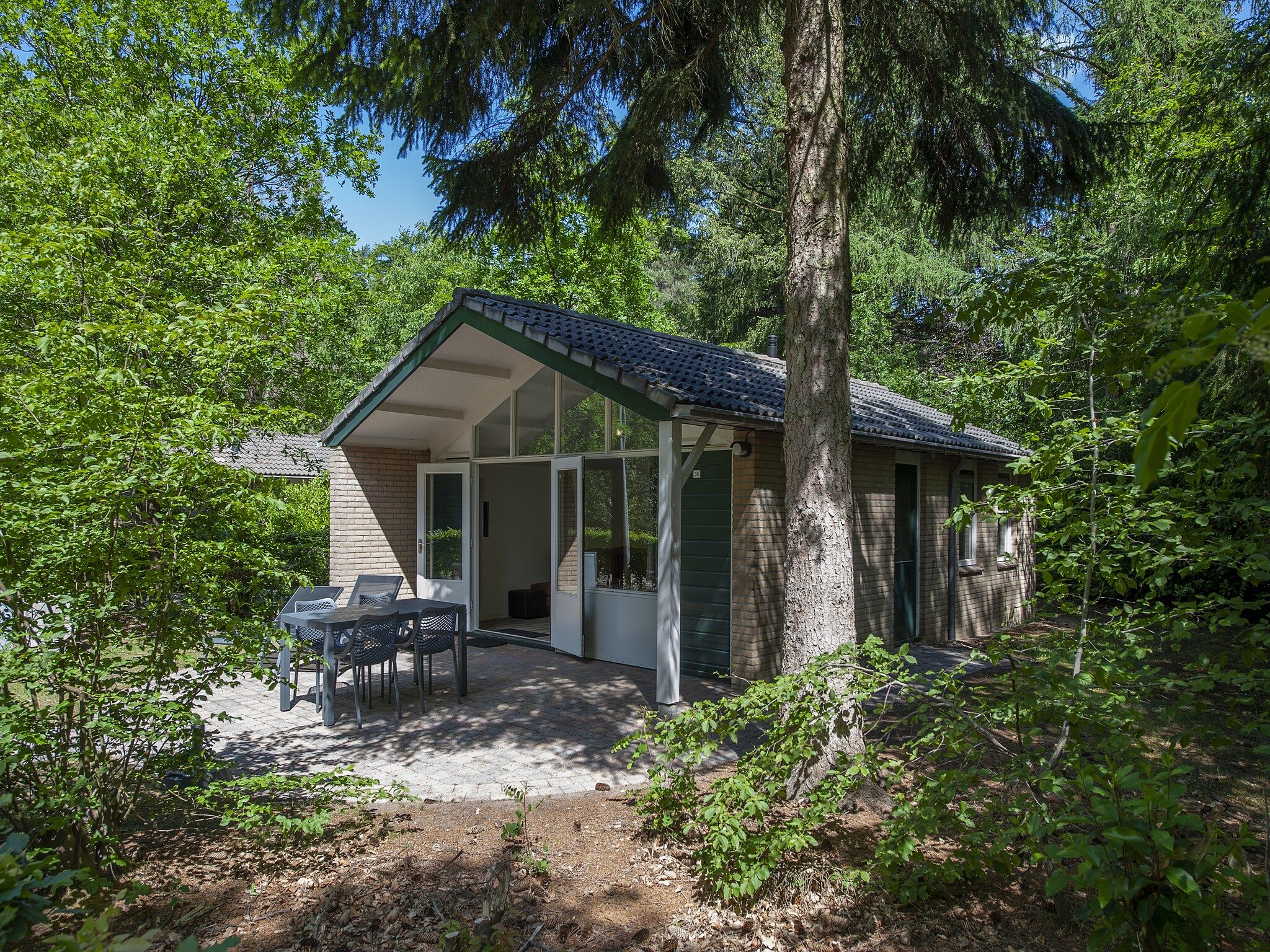 De buitenkant van Bospark de Schaapskooi 9 in Wissel/Epe