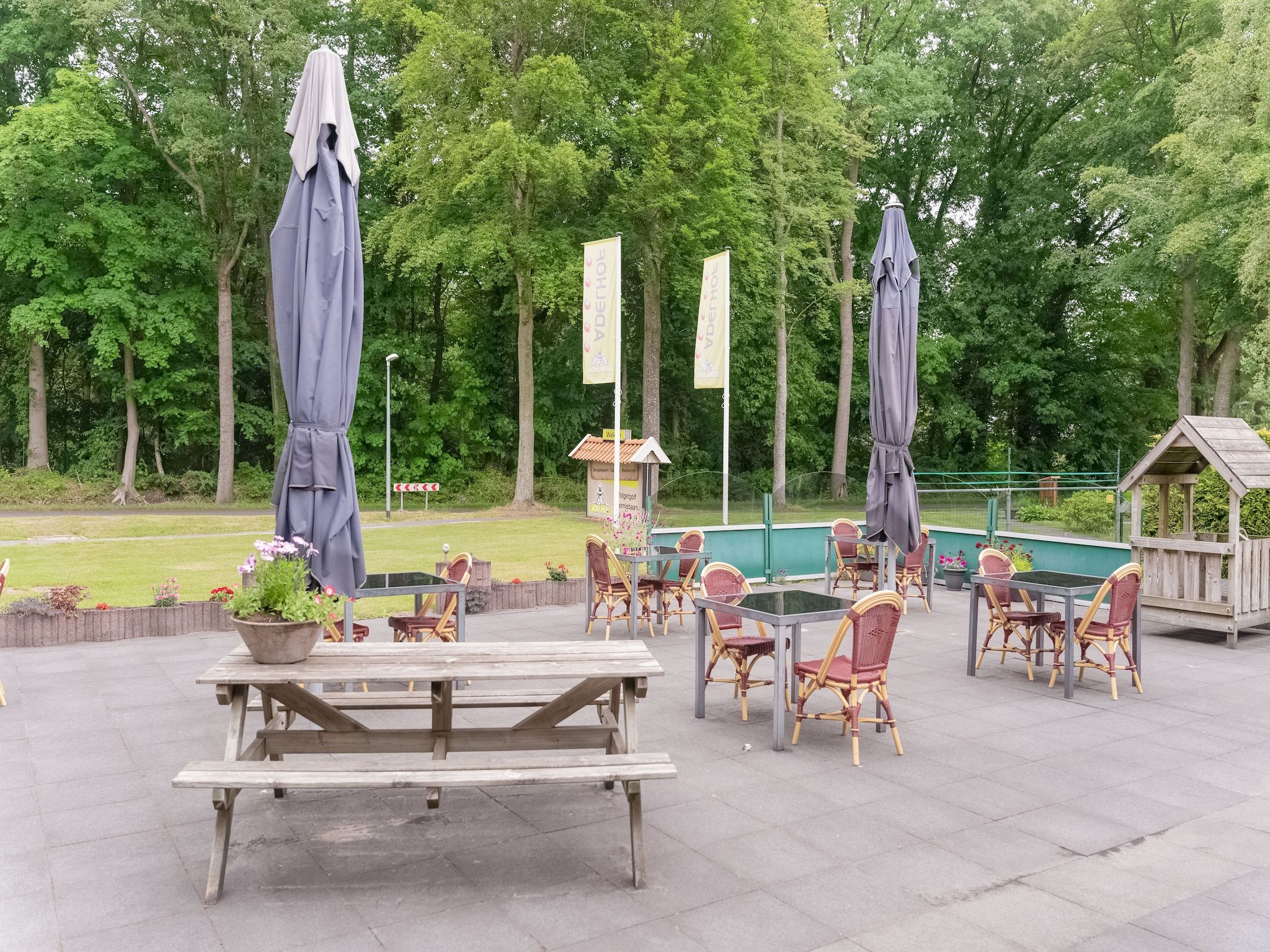 Parkfaciliteiten bij Chalet in Vledder in Vledder