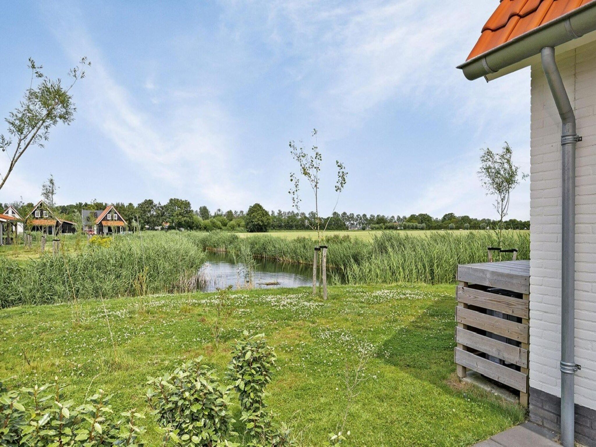 Het uitzicht vanaf De Ooievaar Huis Nr 47 in Scherpenisse
