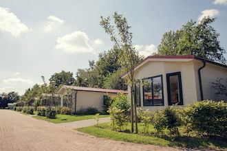 Chalet Retreat aan de rivier in Zuna