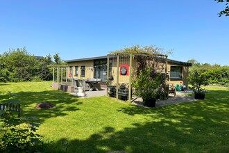 Mooie bungalow met ruime tuin in De Cocksdorp