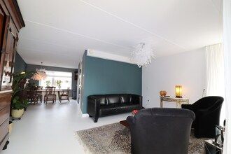 Vakantiehuis in Grou met ruime tuin en sauna in Gou