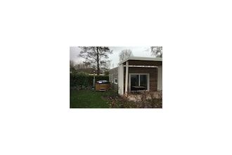 Tiny Cottage Hottub 2+2 in Dordrecht