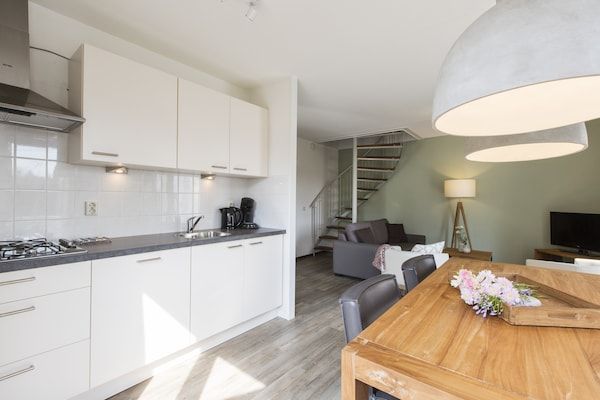 Keuken - Charmante villa in natuurlijke omgeving in Arcen (4)