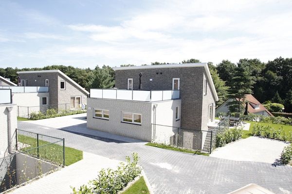 Buitenkant - Villa in Arcen met Privézwembad & Wellness in Arcen (1)