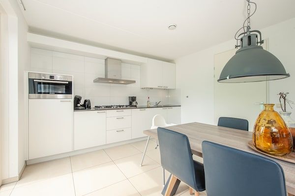 Keuken - Villa in Arcen met Privézwembad & Wellness in Arcen (5)