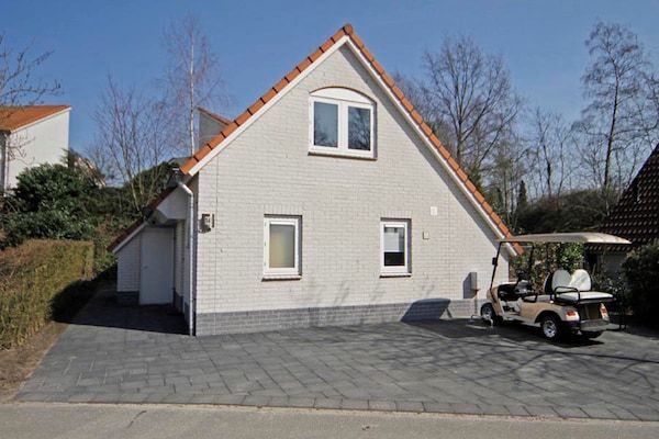 Buitenkant - Villa in Arcen met douche en sauna in Arcen (1)