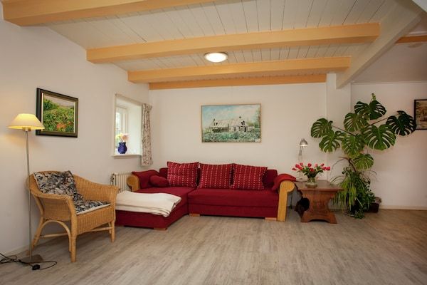 Woonkamer - Huisje in Nes-Ameland bij Kust in Nes-Ameland (3)