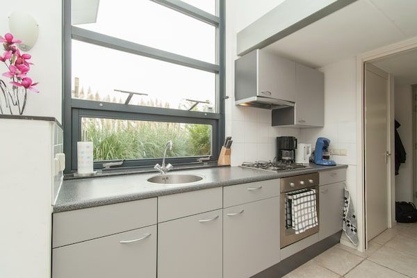 Keuken - Vakantiehuis in Schoorl bij Duinen in Schoorl (3)