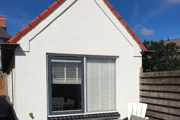 Buitenkant - Vakantiehuis in Egmond aan Zee bij Strand in Egmond aan zee (1)