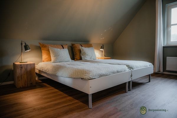 Slaapkamer - Landhuis naast een natuurgebied in Leende (5)