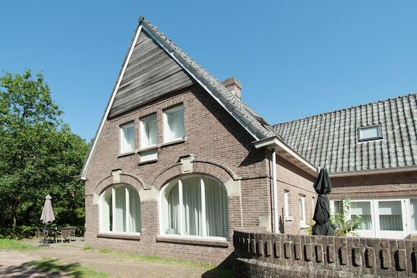 Buitenkant - Familieverblijf Dune Top in Bergen aan zee (1)