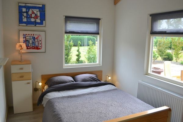Slaapkamer - Vakantiehuis in Eerbeek bij Veluwe in Eerbeek (4)