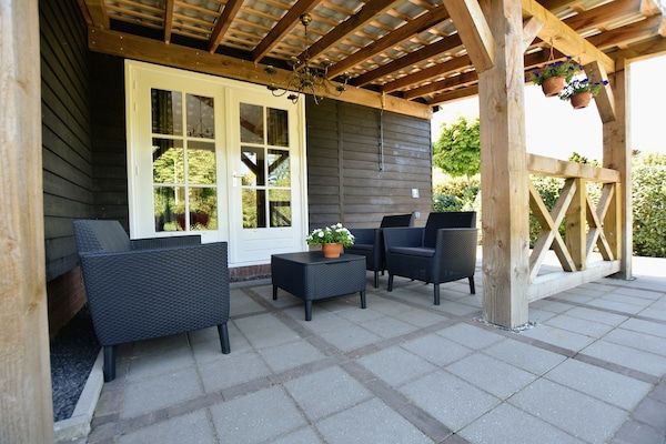Terras - Vakantiehuis in Eerbeek bij Veluwe in Eerbeek (5)