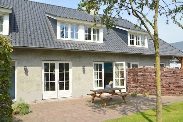 Buitenkant - Vakantiehuis in Haaren bij De Efteling in Haaren (1)