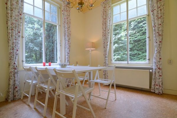 Eetkamer - Vakantiehuis in Zelhem met Tuin in Zelhem (3)