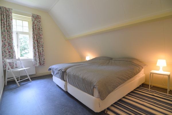 Slaapkamer - Vakantiehuis in Zelhem met Tuin in Zelhem (1)