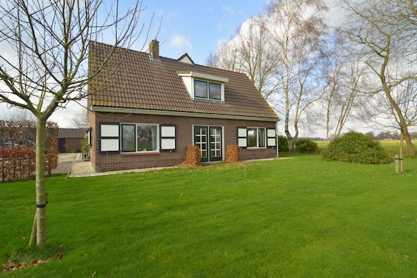 Buitenkant - Boerderij in Dalfsen bij Bosroutes in Dalfsen (1)
