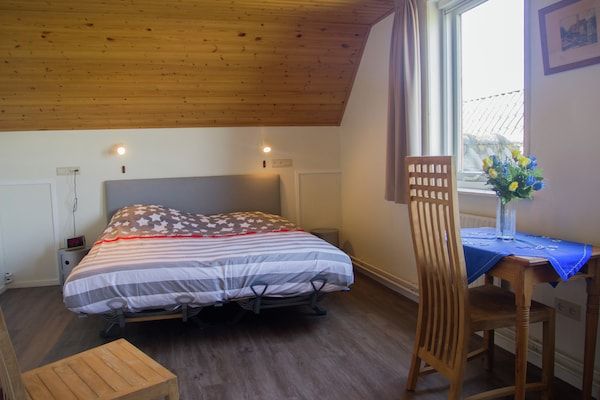 Slaapkamer - Vakantiehuis bij Brugge en Cadzand in Eede (5)