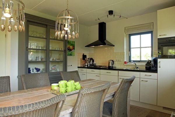 Keuken - Vakantiehuis in Schoorl bij zandstranden in Schoorl (3)