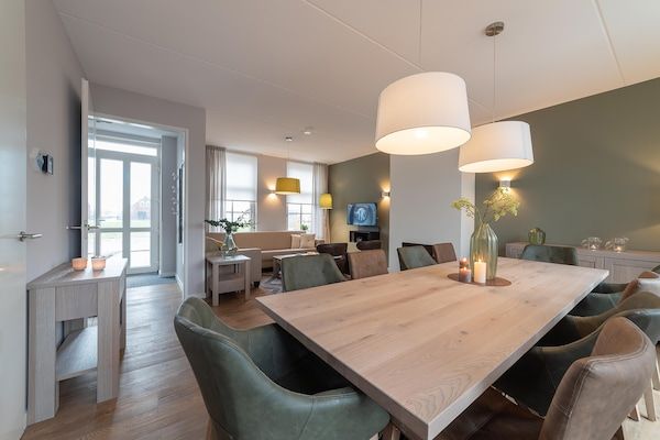 Eetkamer - Villa in Zeeland bij Oosterschelde Park in Colijnsplaat (3)