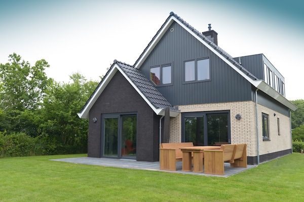 Buitenkant - Luxe Villa op Texel in Den Burg-Texel (2)