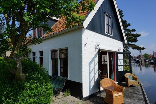 Buitenkant - Vakantiehuis Hindeloopen bij Meer in Hindeloopen (5)