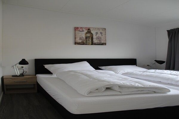 Slaapkamer - Vakantiehuis in Limburg met Buitenhaard in Bemelen (4)