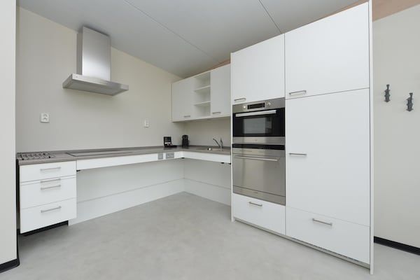 Keuken - Natuur ontmoet luxe verblijf in Bloemendaal (3)