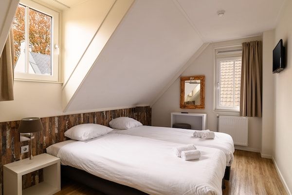 Slaapkamer - Ruime retraite met tuin in Maastricht (4)