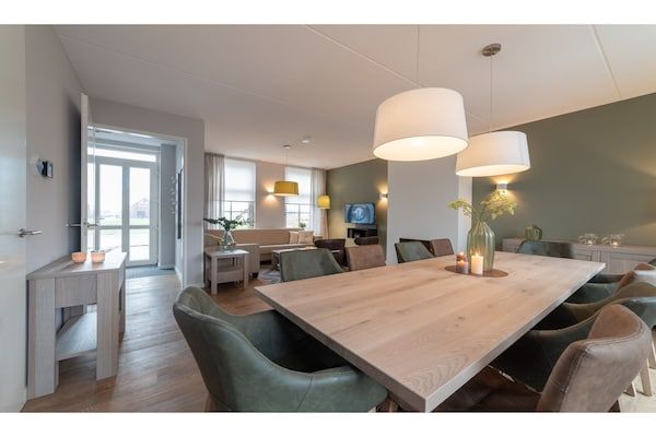 Woonkamer - Villa in Zeeland bij Schone Stranden in Colijnsplaat (5)