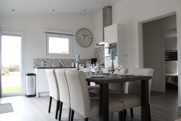 Eetkamer - Stijlvolle Villa in Bemelen in Bemelen (5)