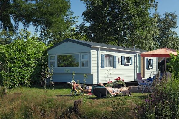 Buitenkant - Chalet in Mölke met Wellness & Bijzondere Verblijven in Zuna (1)
