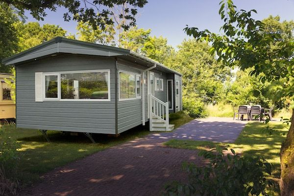 Buitenkant - Chalet aan de Regge met Sauna in Zuna (1)