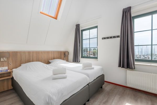 Slaapkamer - Huis in Volendam bij de Marina in Volendam (5)