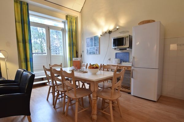 Eetkamer - Vakantiehuis in Bergen bij Noordzeestrand in Bergen aan zee (2)
