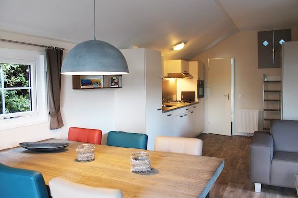 Keuken - Chalet in Nederland met Privé Sauna in Voorthuizen (3)